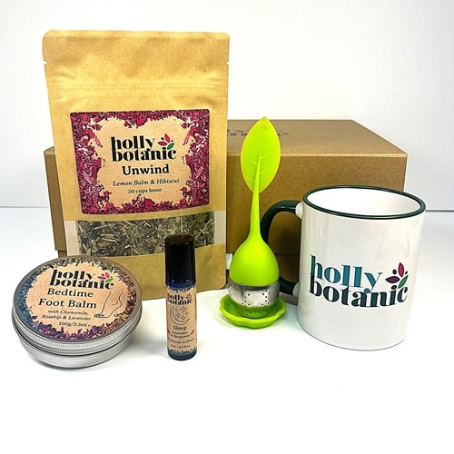 Sweet dreams gift set includes unwind tisane, bedtime foot balm, sleep pulse point oil, mug and infuser. Presented in a magnetic-close reusable cardboard gift box.